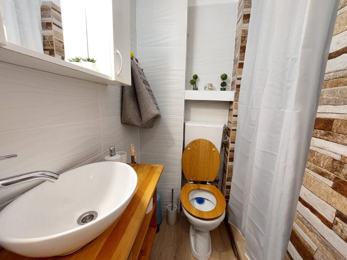 Appartamento Laroka House Cosy Universitate Bucarest